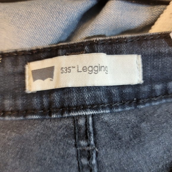 Levi's 535 Trapunto Seam Embellished Denim Leggings - Picture 5 of 10